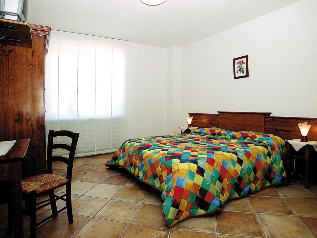 Agriturismo Cascina Vrona Villa Monteu Roero ภายนอก รูปภาพ
